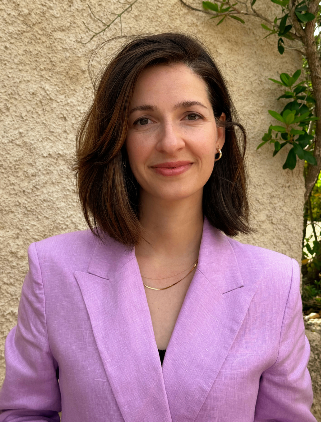 Lucia Sander — Head of Intl. Product Marketing at LinkedIn